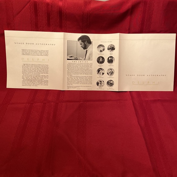 Elvis Presley: Looking at a Legend Delphi Collector Plate - 8 1/2” - Picture 5 of 7